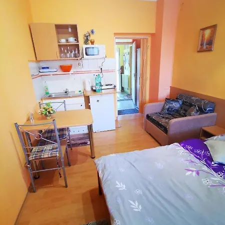 Lali * Veľký Meder