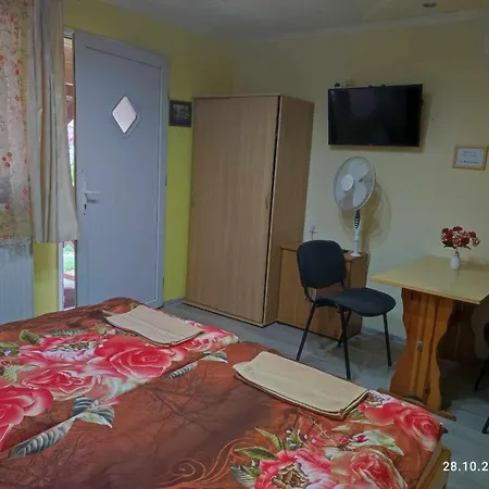 Lali Apartment Velky Meder
